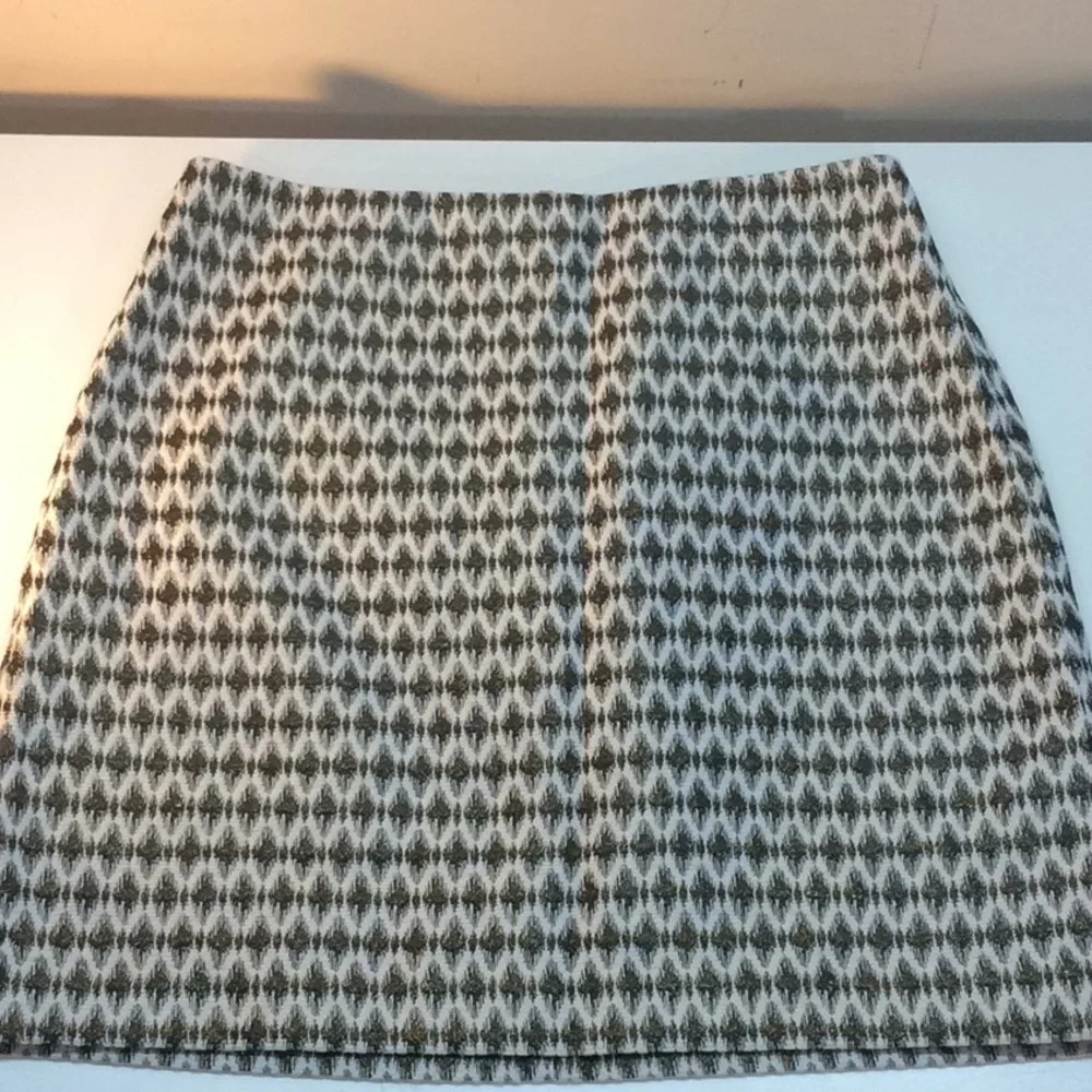Loft Petites Cream, Gold & Black Mini Skirt